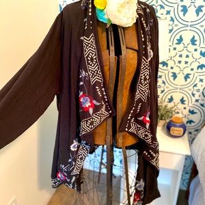 High End brand Claite embroidered cardigan 3x